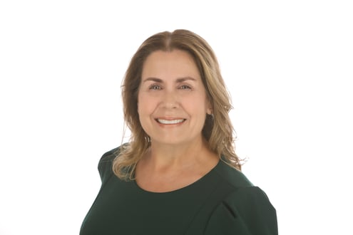 Melanie Loeffler Headshot
